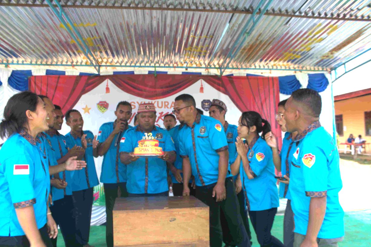 HUT ke-12 SMA Negeri 1 Pacar Berlangsung Meriah