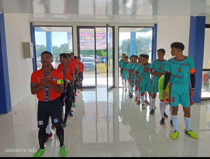 SMA Negeri 1 Pacar Kalahkan SMK Bina Mandiri  2-0 di Liga Askab PSSI-Mabar