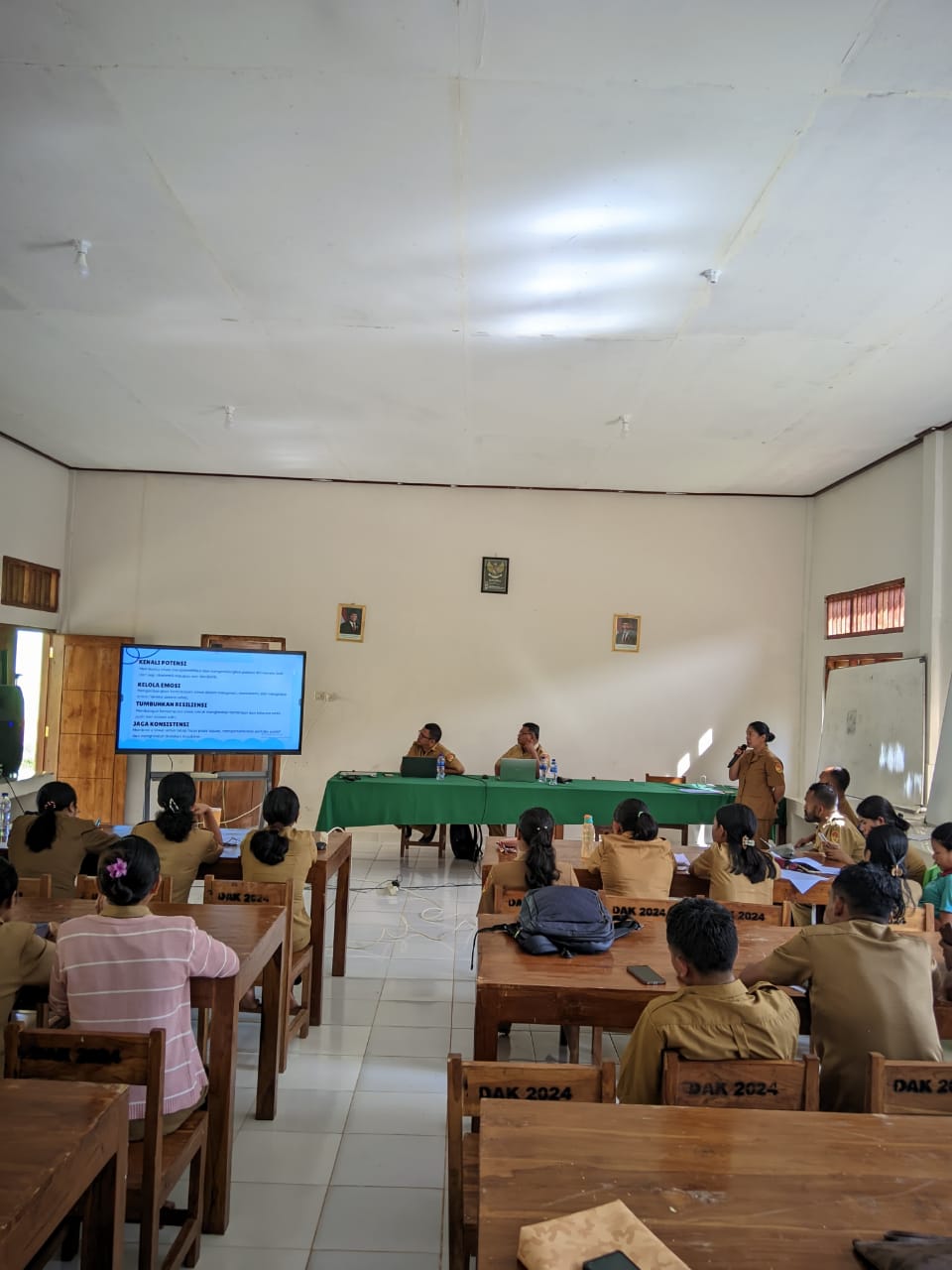 Implementasi Berbagi Praktik Baik Guru Bimbingan dan Konseling, Pilar Ekosistem Pendidikan di SMAN 1 Pacar